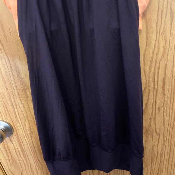 Lululemon tank top with built in sports bra - Picture 2 of 9